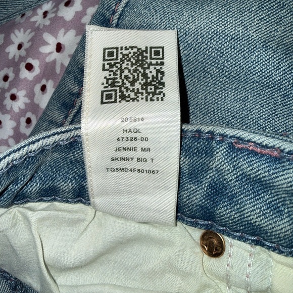 True Religion Women's Light Blue Mid Rise Super Skinny Jeans - Picture 5 of 5